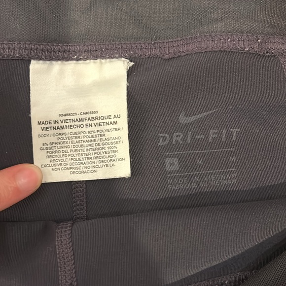 Gray Nike Capris! - Picture 3 of 5